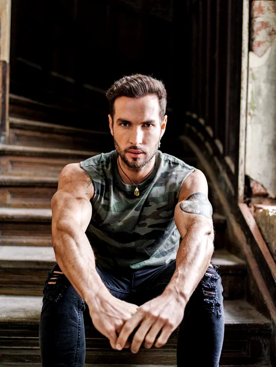 
    Așa arată Randi după antrenamente intense  