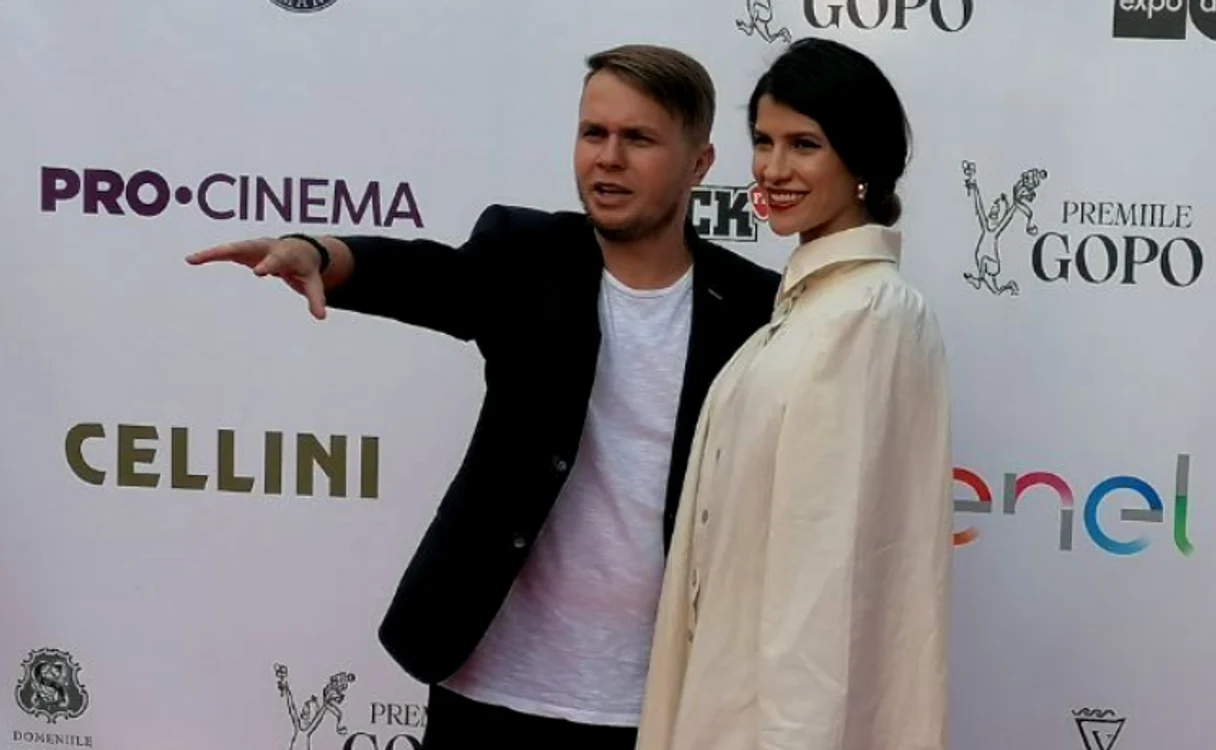 
    Codin Maticiuc și iubita lui, Ana Pandelifoto: PRO TV  