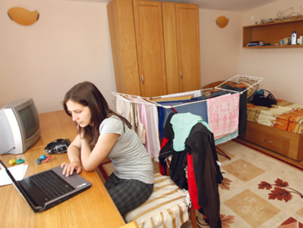 Iaşi: Căminele de lux, mai scumpe decât hotelurile studenţeşti