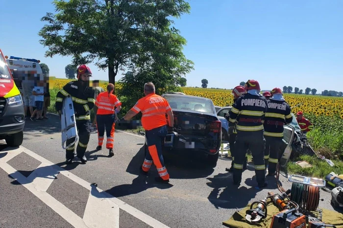 slobozia accident Sinesti FOTO IPJ Ialomita