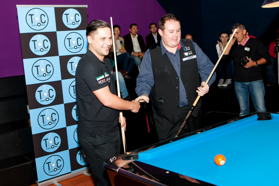 Augustin Viziru l-a învins pe Stephen Lee într-un meci amical