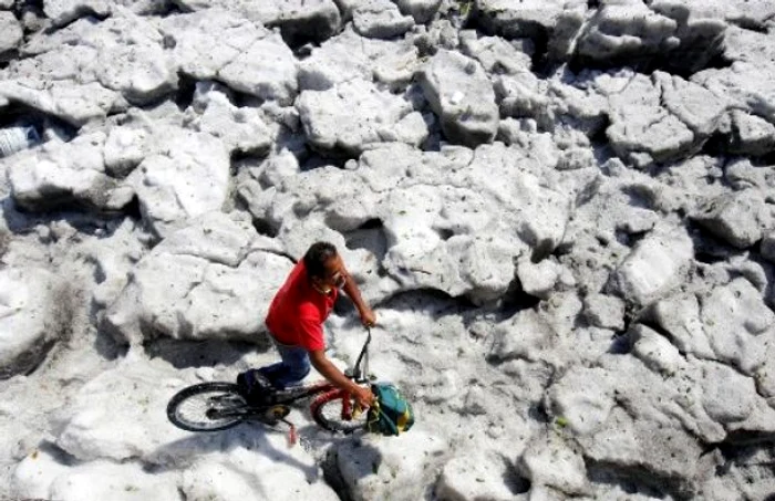 Furtuna grindina Mexic Guadalajara FOTO AFP