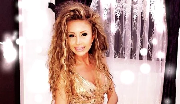 Roxana Vaşniuc şi fetiţa ei, Rose-Mariefoto: arhiva personală