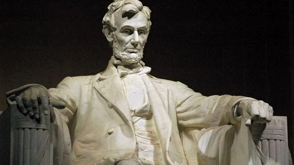 Lincoln, preşedintele care a schimbat faţa Americii jpeg