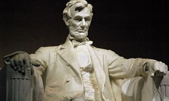 Lincoln, preşedintele care a schimbat faţa Americii jpeg