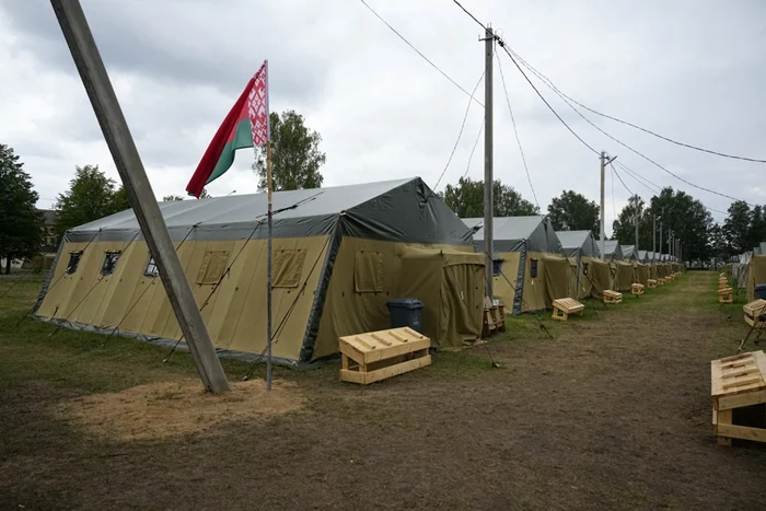 Belarus a amenajat corturi pentru mercenarii Wagner în apropiere de Minsk FOTO EPA-EFE