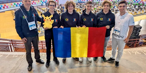 lotul olimpicilorinternationali la informatică facebook mec jpg