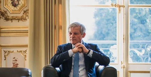 Dacian Cioloș s-a autopropus pentru funcția de premier al RomânieiSursa foto: Facebook/Dacian Cioloș