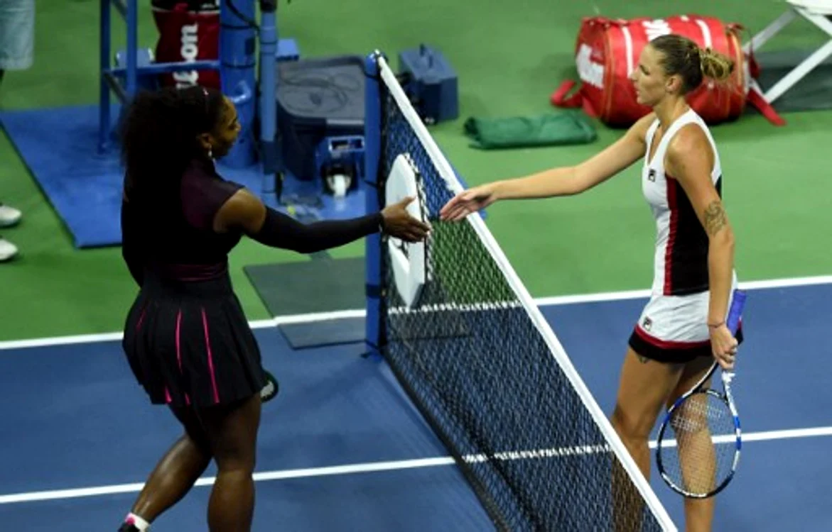 
    Serena s-a împiedicat de Karolina Pliskova și a pierdut locul 1 mondialFoto: AFP  