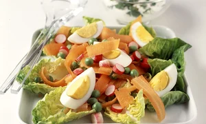 salata oua ridichi mazare jpeg