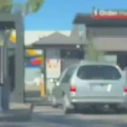 A mers cu dricul la McDonald’s