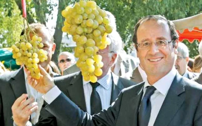 Candidatul Hollande, la un târg cu profil agricol