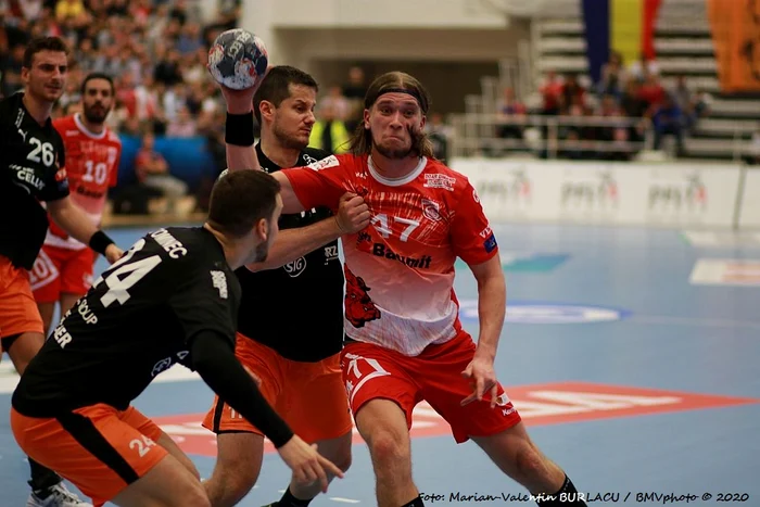 
    Dinamo va reveni în Liga Campionilor după un anFoto: Marian Burlacu  