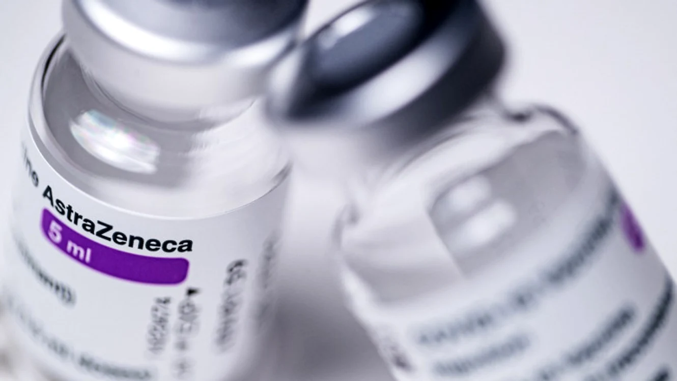 România va continua imunizarea cu serul AstraZeneca Sursă foto: Shutterstock