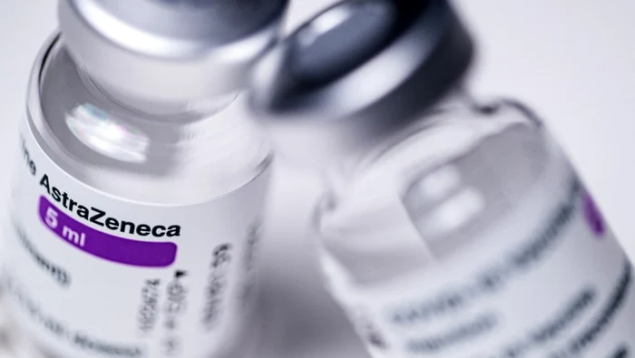 
    România va continua imunizarea cu serul AstraZeneca Sursă foto: Shutterstock  