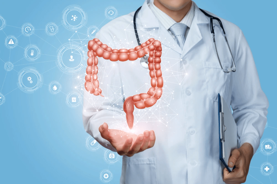 Explozie de cazuri de cancer colorectal la tineri: care e motivul și ce simptome sunt îngrijorătoare