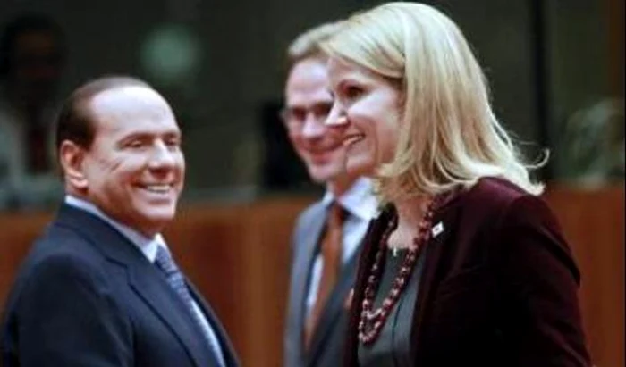 Berlusconi, cucerit de omologul danez, frumoasa Helle Thorning-Schmidt.