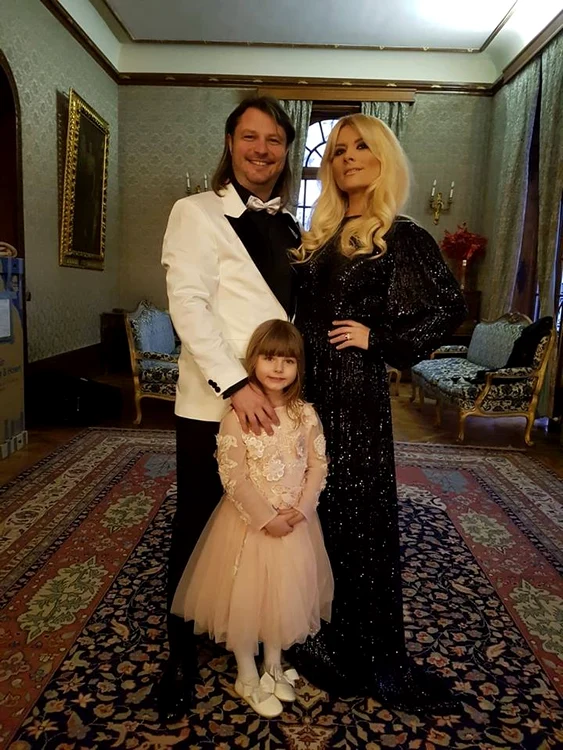 Ianna Novac are o familie superbă, care se va mări în curând