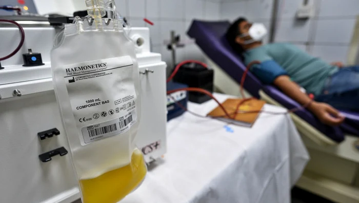 Zilnic, sunt câte 25-30 de români care vin în fiecare centru din țară pentru a dona plasmă