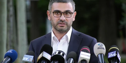 Florin Manole declarații Foto Captură Video Facebook PSD jpg