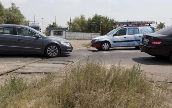 Zona intrată în reparaţii este, de mai mulţi ani, un coşmar pentru şoferi. Foto: C.C.