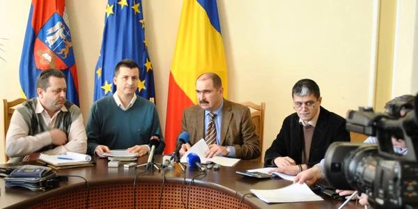 Primarul Ilie Bolojan a explicat necesitatea investiţiei, asistat de către specialişti