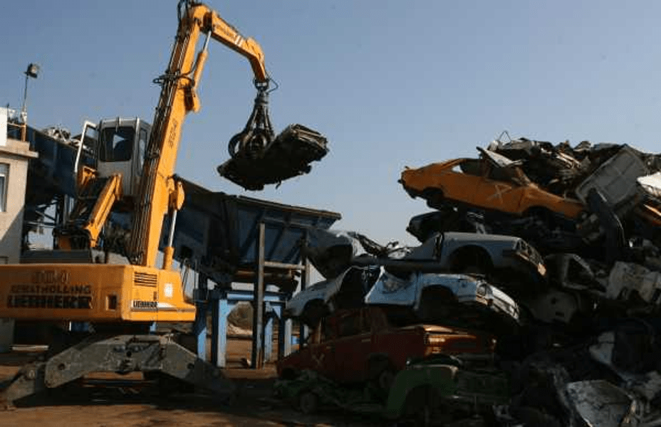Programul privind casarea autovehiculelor uzate: când va fi lansat și ce condiții trebuie să îndeplinească proprietarii