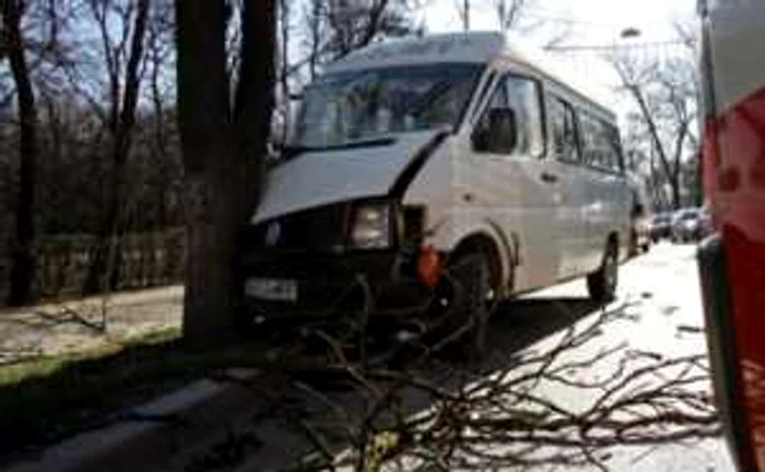 Microbuzele devin vehicole periculoase (poză simbol)