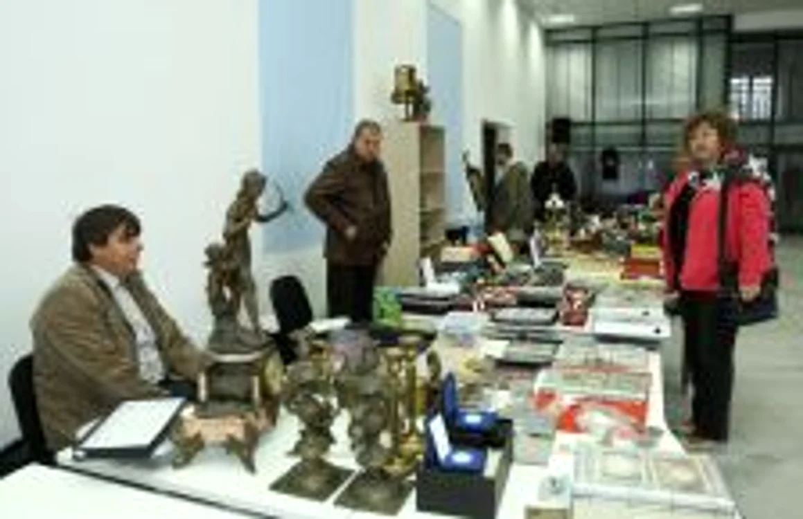 Printre exponate se regăsesc numeroase obiecte de valoare