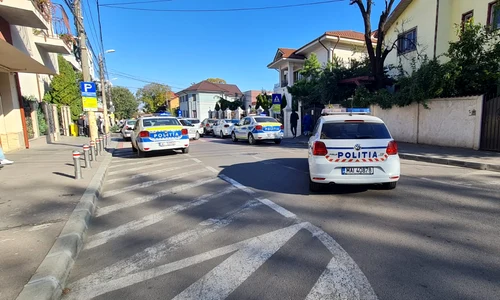 Poliție pe strada Unirii din constanța jpeg