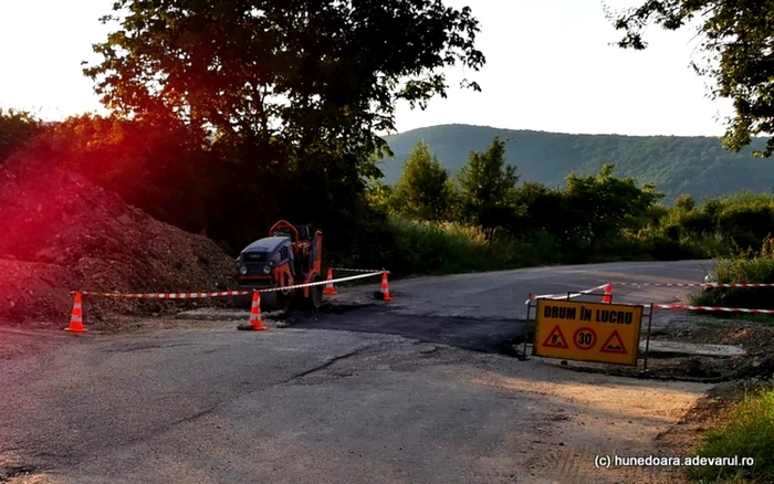 drumul lacului cincis foto daniel guta adevarul