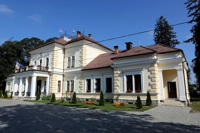 Castelul Beldy Ladislau, devenit sediul Primăriei Budila FOTO Primăria Budila