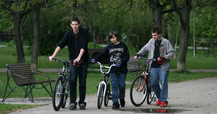 Bicicletele vor fi mijlocul de transport al copiilor către şcoală