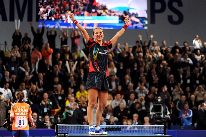 Elizabeta Samara e noua regină a tenisului de masă european