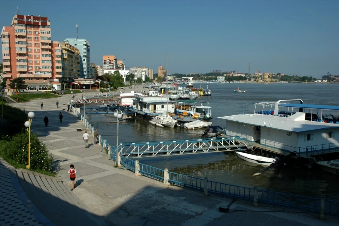 Faleza  Tulcea  FOTO: Adevărul