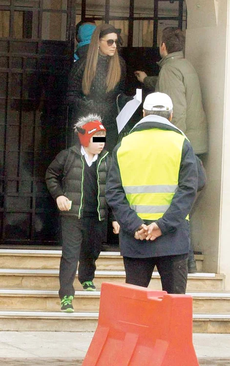 
    Creatoarea de modă a împlinit ieri 50 de ani,  iar evenimentul a prins-o tot în doliuFoto: Mihai Ionescu  