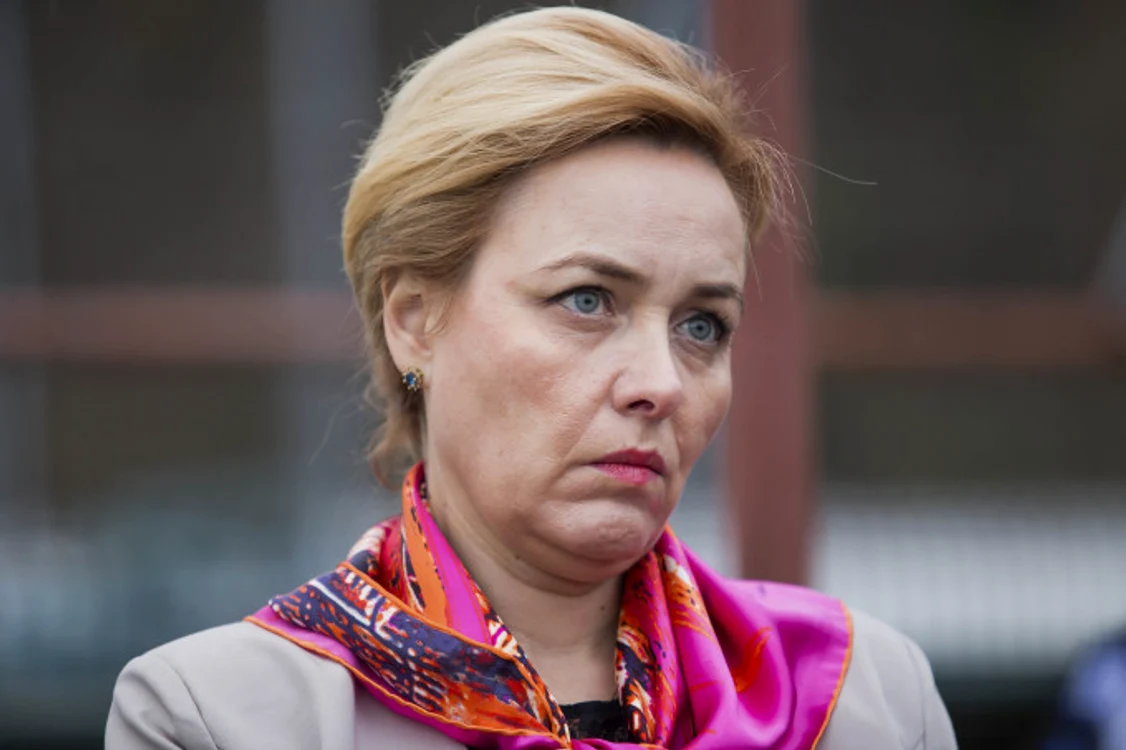 
    Carmen Dan așteaptă rezultatul moțiunii simple din Parlament   