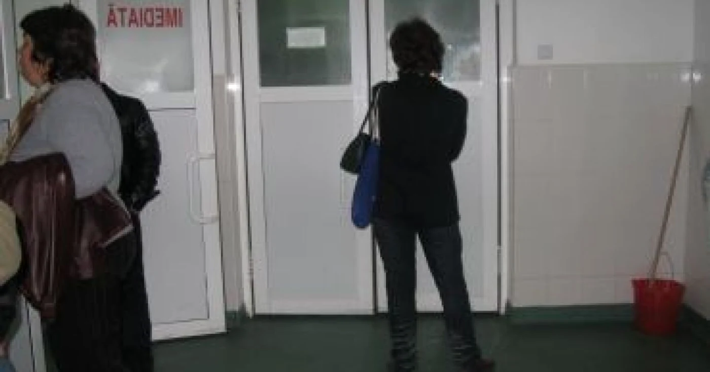 Bărbatul a fost internat la secţia Psihiatrie a spitalului din Târgu-Jiu