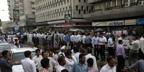 cutremur iran foto Reuters