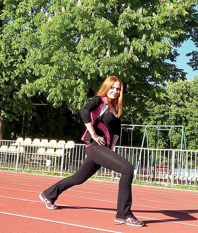 Adina Buzatu aleargă până la epuizare