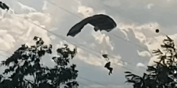 parasutist militar accident captura video TVR TG Mureş jpg