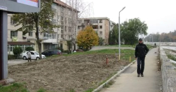 Râmnicu Vâlcea: Proiectul podului peste râul Olăneşti naşte controverse