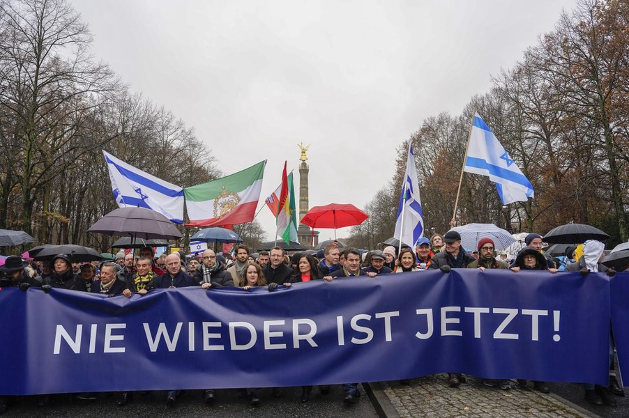 Manifestații împotriva antisemitismului în Europa. Mii de persoane au ieșit în stradă la Bruxelles și Berlin VIDEO