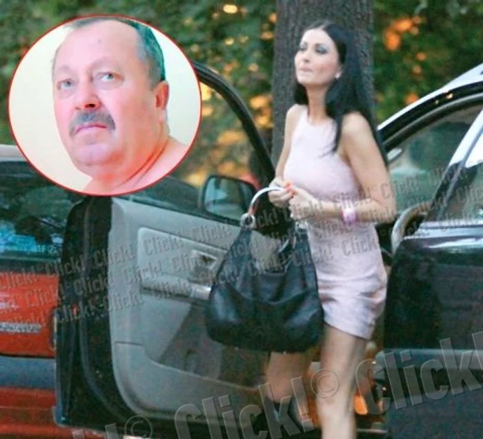 
    Tatăl vedetei e îngrijit în spital doar de iubita sa  