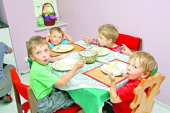 Nu este frumos să impuneţi reguli  gazdei sau celorlalţi invitaţi