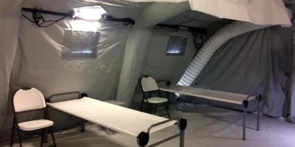 Spitalul militar de campanie pentru Constanţa instalat pe Stadionul Portul Foto Sînziana Ionescu