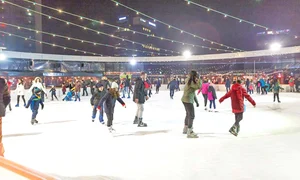 6 actu baza patinoar jpeg