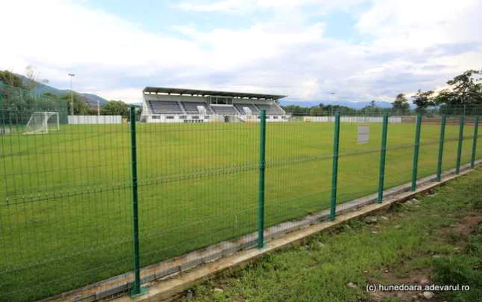 stadion santamaria orlea hunedoara foto daniel guta adevarul