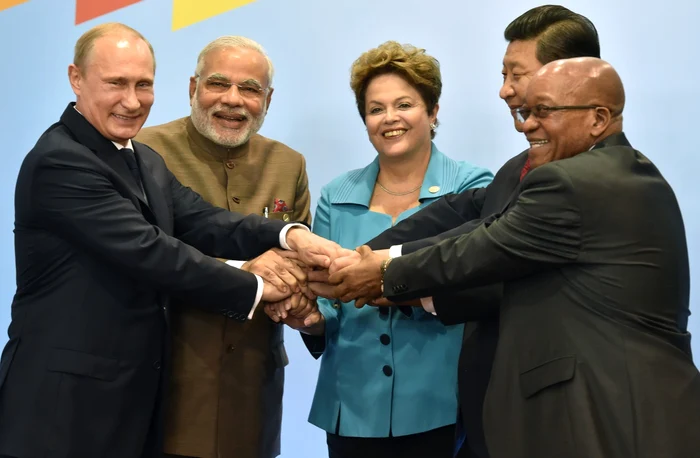 Şefii de stat şi guvern ai ţărilor BRICS: Vladimir Putin (Rusia), Manmohan Singh (India), Dilma Rouseff (Brazilia), Xi Jinping (China), Jacob Zuma (Africa de Sud) FOTO Reuters