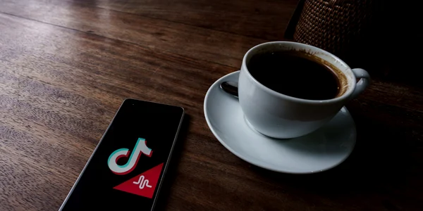 tiktok shutterstock 1206830884 jpg